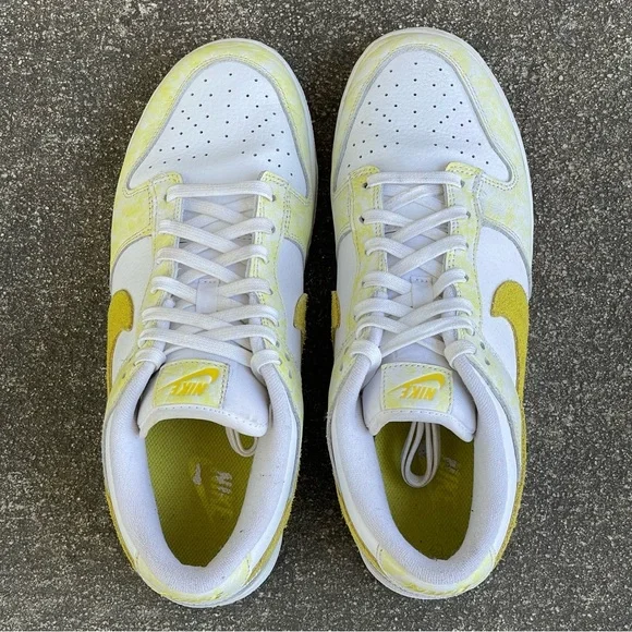 Dunk Low “Yellow Strike” - Picture 8 of 13